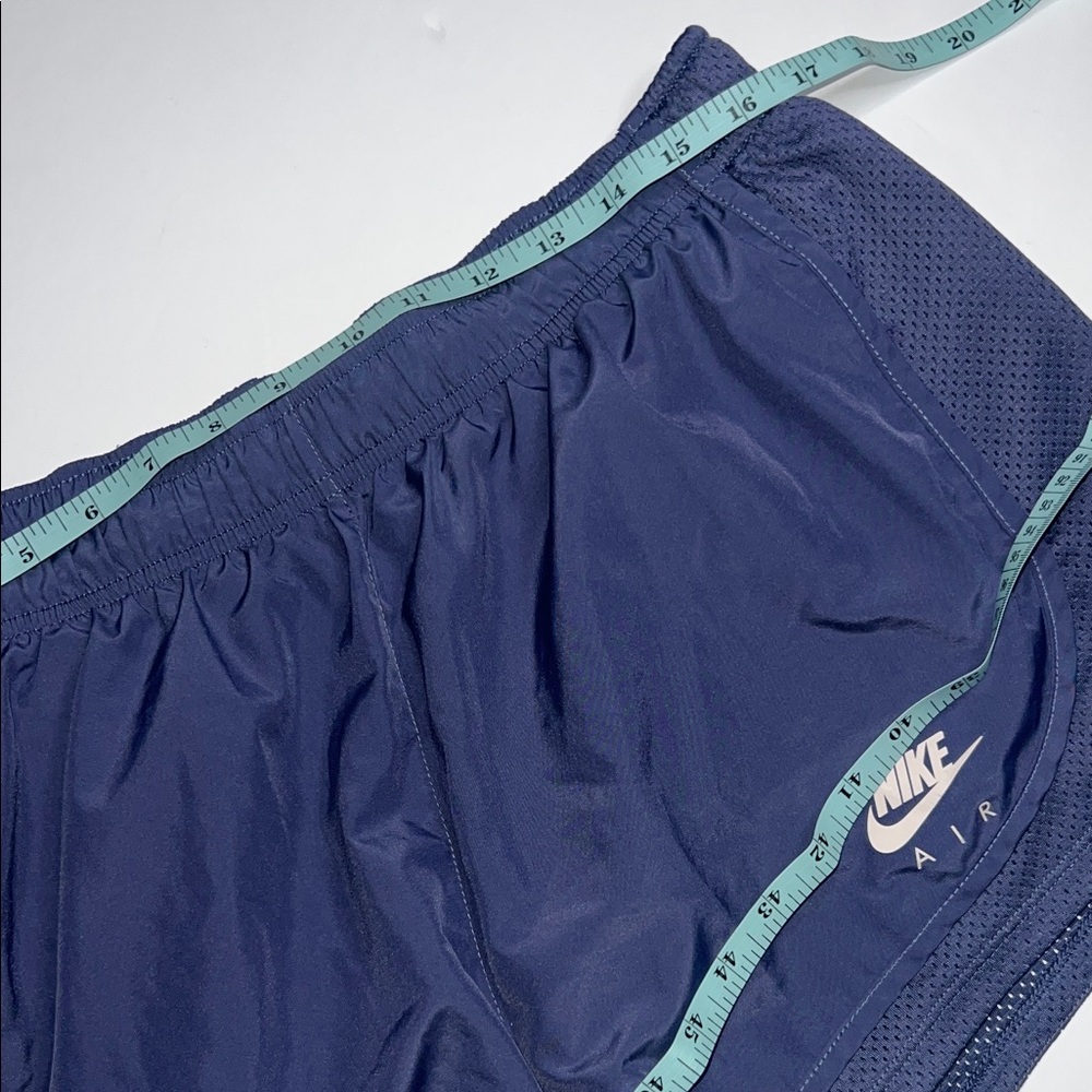 Nike Air Athletic Shorts Women's size XL - Picture 8 of 9